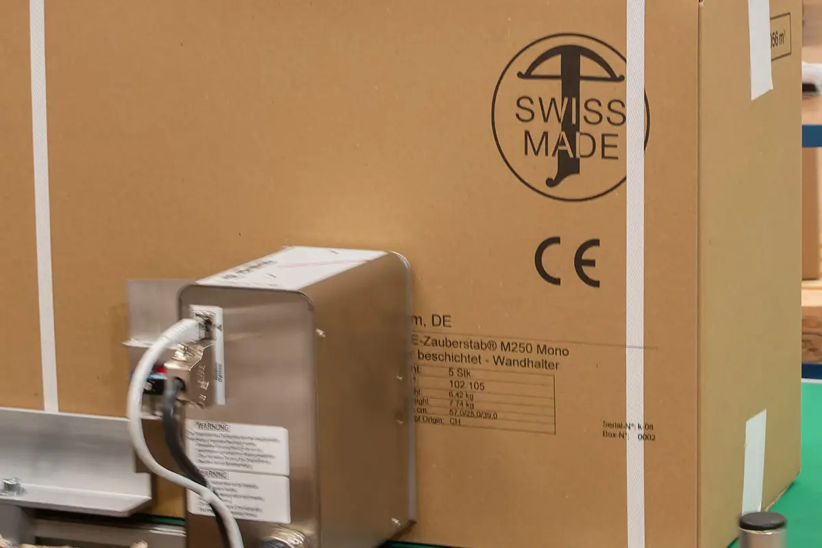 Markoprint integra PP 108 druckt Großschriftbild auf Karton