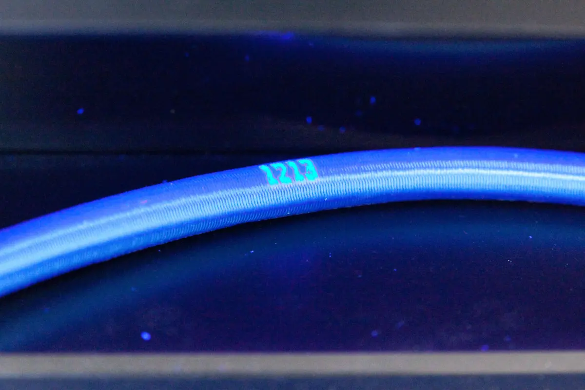 Rubber cord marked with a UV inkjet printer Markoprint