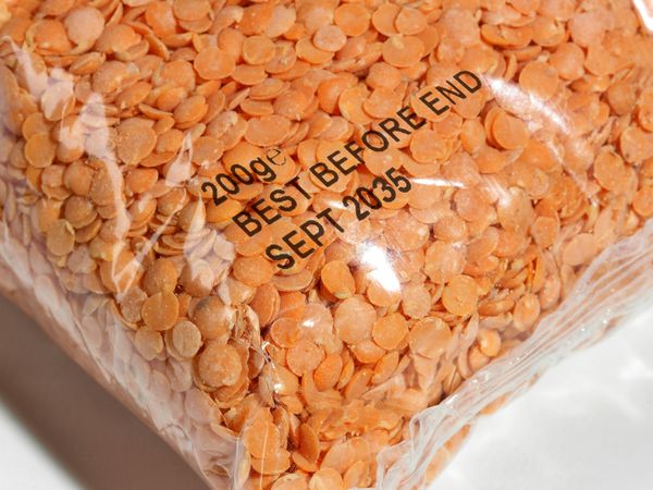 Linx TT Direktdruck mit MHD auf einer Folienverpackung für Linsen