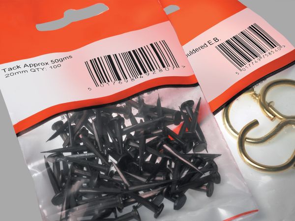 Linx TT Direktdruck auf Folienverpackungen für Nägel und Haken aus Metall