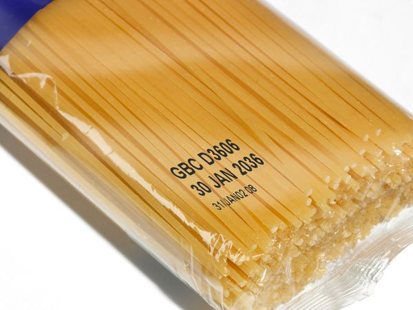 Linx TT Direktdruck auf Nudelpackung aus Folie