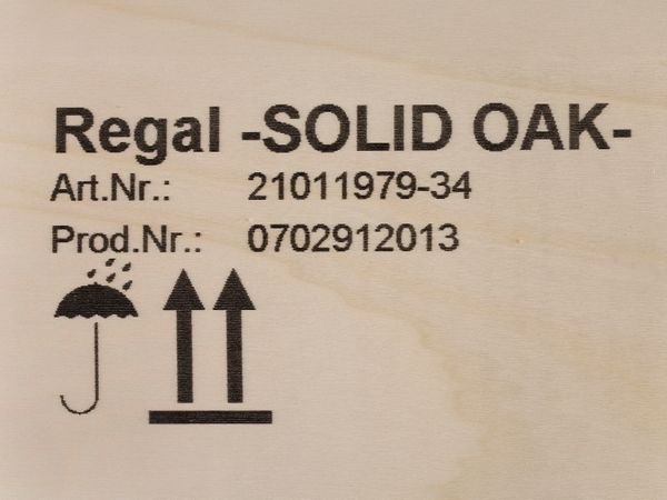 Mit Tintenstrahldrucker Markoprint integra PP 108 bedrucktes Holzmöbelstück