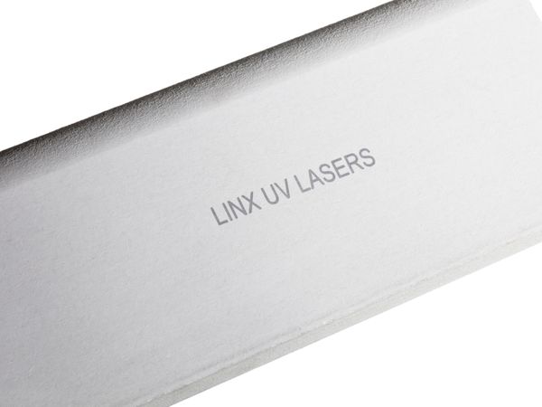 Linx UVG5 Laser – Bauwesen, Sockelleiste, Holz, Text