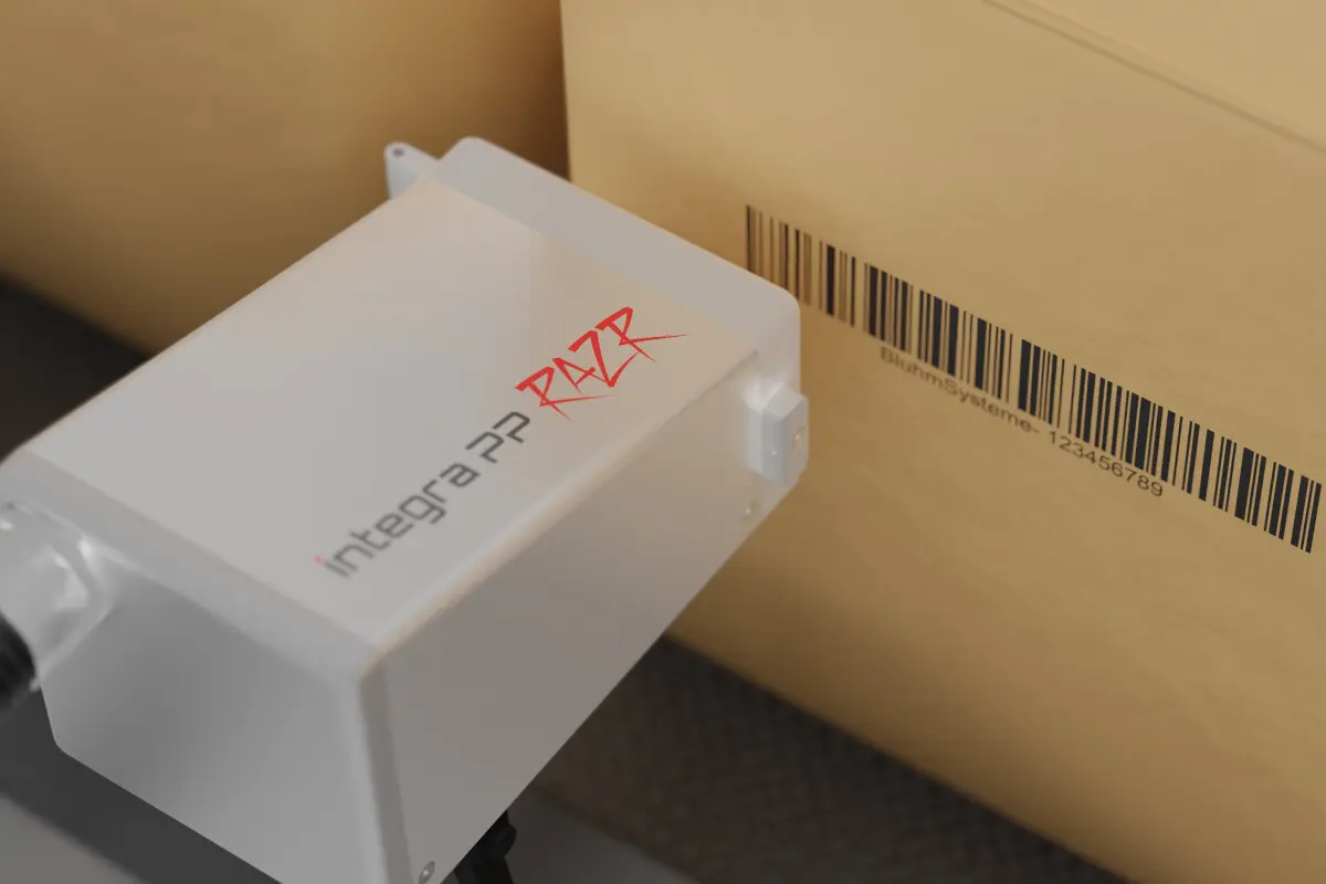 Markoprint integra PP RAZR Barcode auf Karton (c) Bluhm Systeme